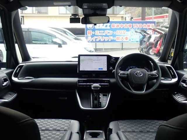 Toyota Voxy 2024 — миниатюра 4