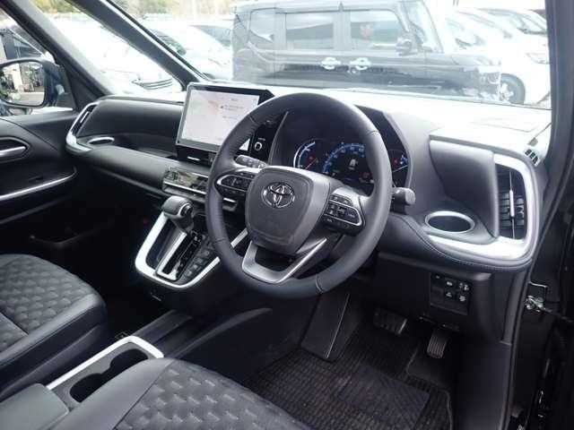 Toyota Voxy 2024 — миниатюра 8