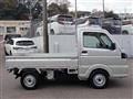 2026 Nissan Clipper Truck