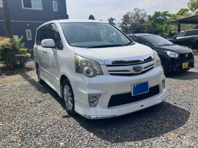 2011 Toyota Noah