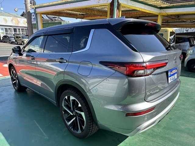 Mitsubishi Outlander 2023 — фото 3 купить в Москве