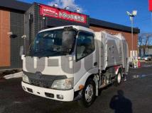 2013 Hino Dutro