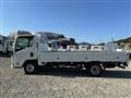2020 Isuzu Elf Truck