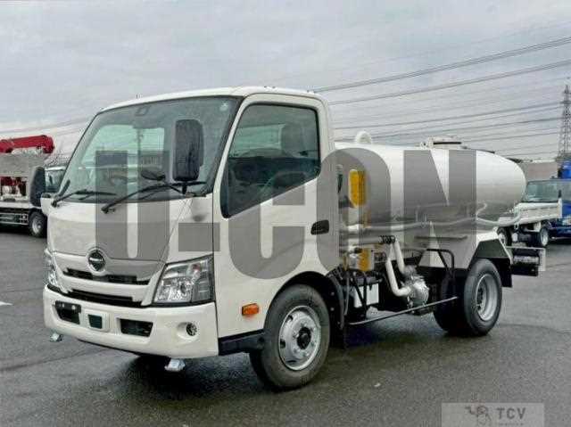 2025 Hino Dutro