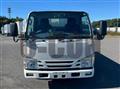 2020 Isuzu Elf Truck