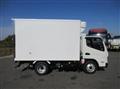 2025 Mitsubishi Fuso Canter