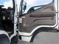 2025 Mitsubishi Fuso Canter