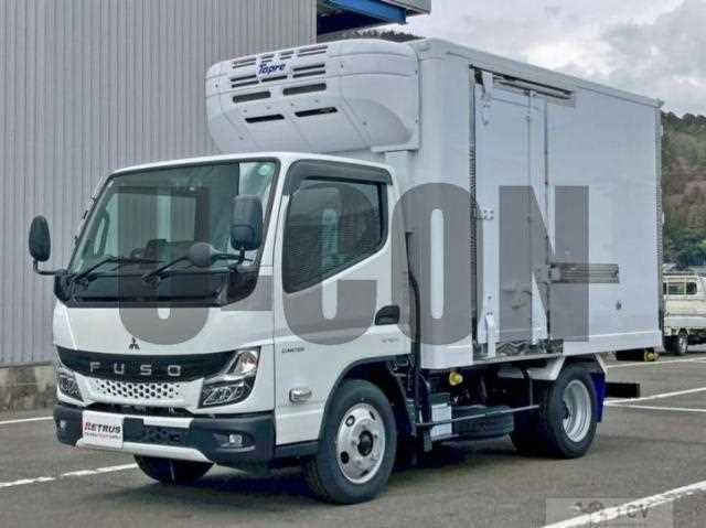 2025 Mitsubishi Fuso Canter