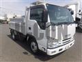 2017 Isuzu Elf Truck