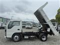 2005 Isuzu Elf Truck