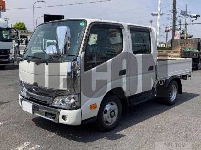 2023 Hino Dutro
