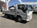 2013 Isuzu Elf Truck