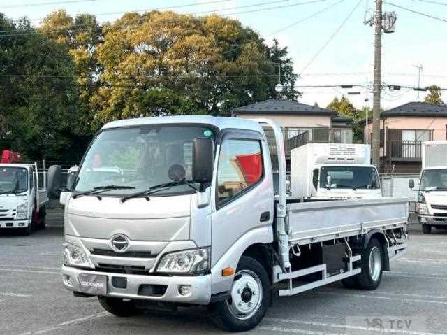 2021 Hino Dutro