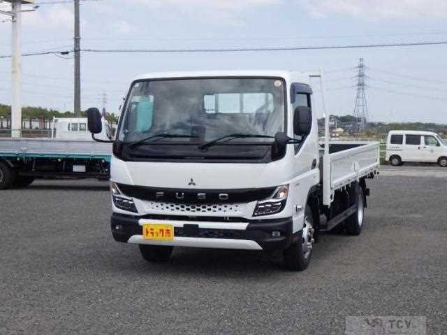 2025 Mitsubishi Fuso Canter