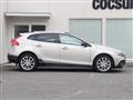 2017 Volvo V40