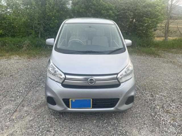 2017 Nissan Nissan Others