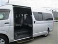 2005 Toyota Hiace Commuter