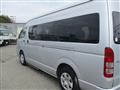 2005 Toyota Hiace Commuter