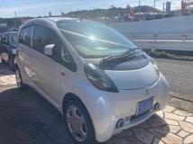 2013 Mitsubishi i