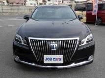 2017 Toyota Crown Majesta