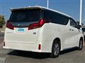 2022 Toyota Alphard Hybrid