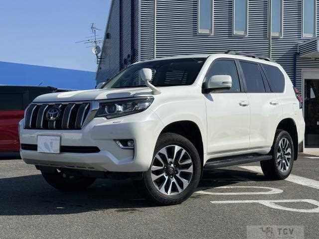 2022 Toyota Land Cruiser Prado