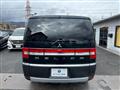 2011 Mitsubishi Delica D5