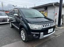2011 Mitsubishi Delica D5