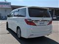 2013 Toyota Alphard G