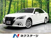 2013 Toyota Crown Hybrid
