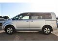 2010 Mitsubishi Delica D5