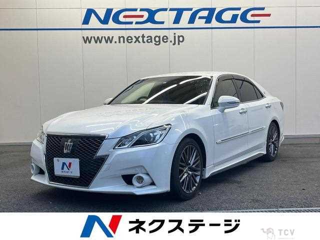 2013 Toyota Crown