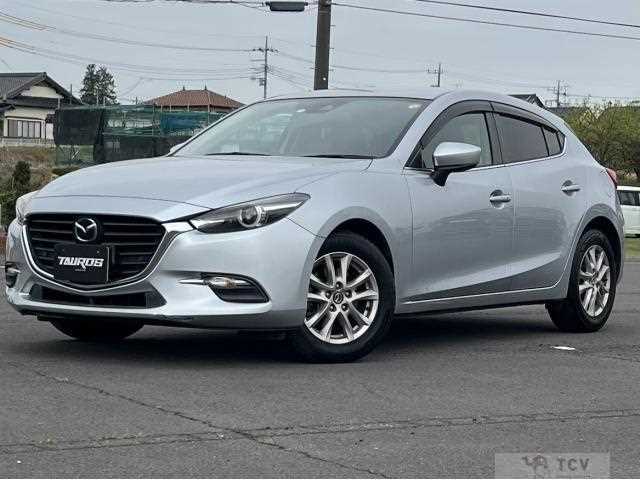 2016 Mazda Axela