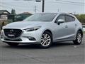 2016 Mazda Axela