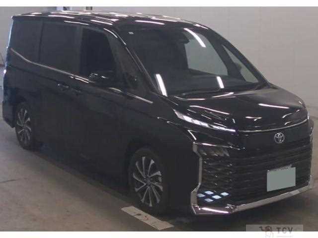 2023 Toyota Voxy