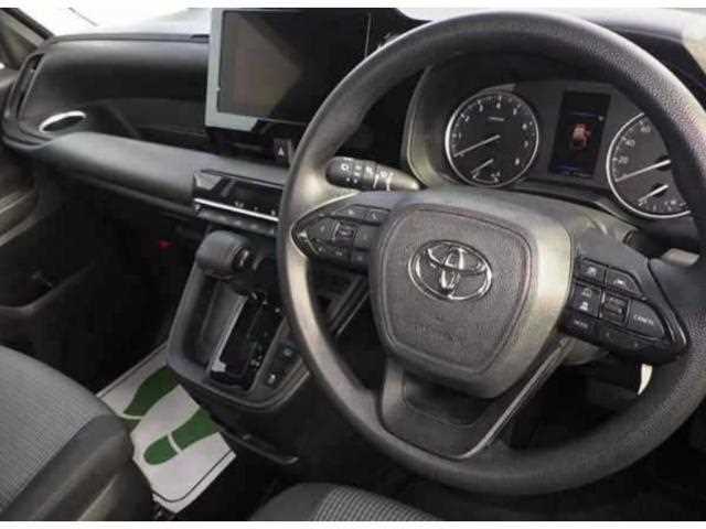 Toyota Noah 2024 — миниатюра 4