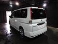 2009 Nissan Serena