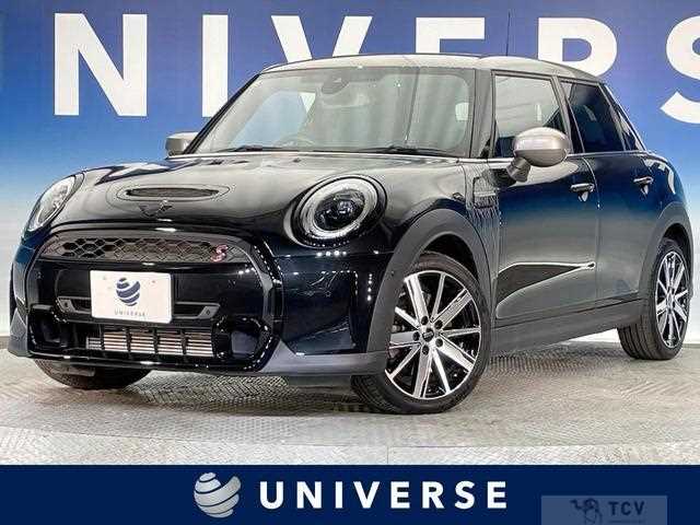 2023 BMW MINI