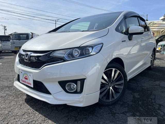 2016 Honda Fit Hybrid