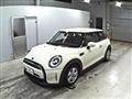 2022 BMW MINI