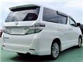 2013 Toyota Vellfire