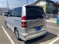 2003 Toyota Noah