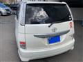 2011 Toyota Isis