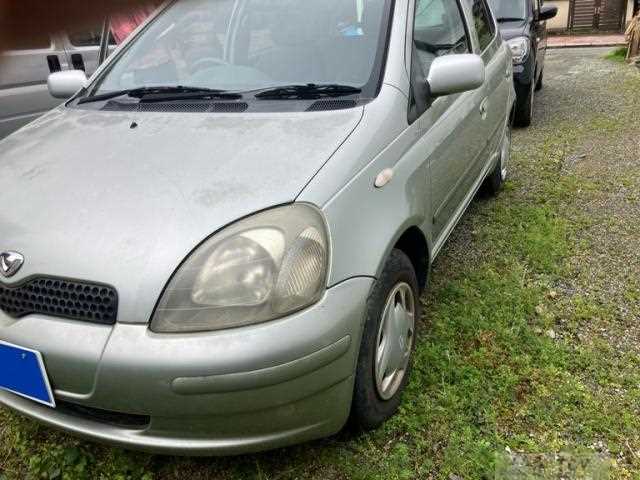 2001 Toyota Vitz
