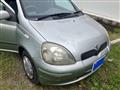 2001 Toyota Vitz