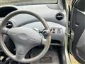 2001 Toyota Vitz