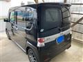 2011 Daihatsu Tanto