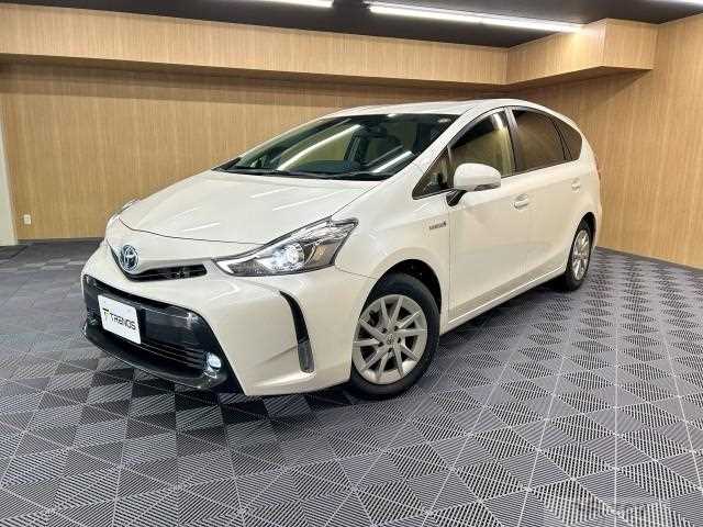 2015 Toyota PRIUS α