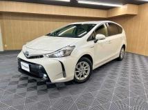 2015 Toyota PRIUS α