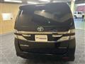 2013 Toyota Vellfire